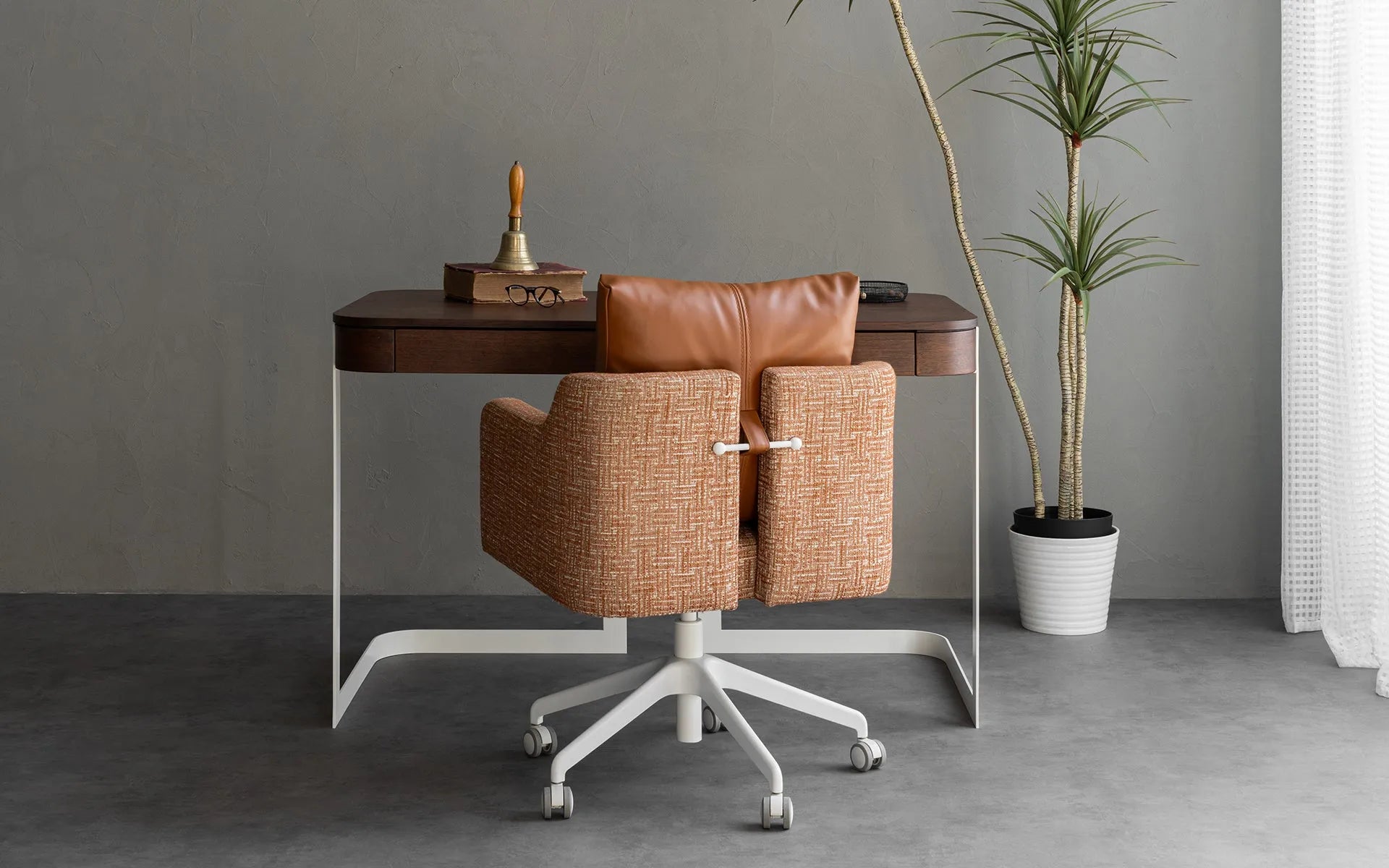 Papillonne Desk