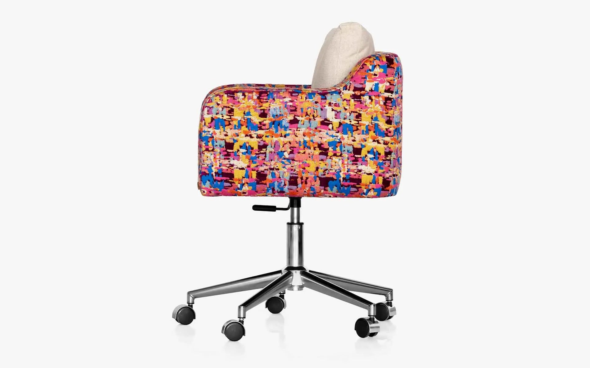 Papillonne Work Chair Pink Kenzo Wheels