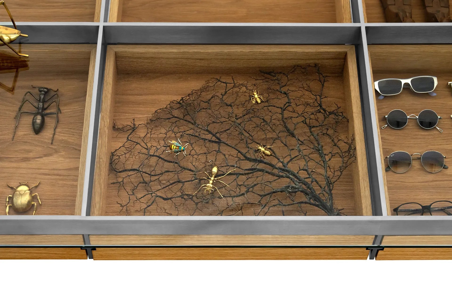 Buredo Glass-Top Drawer Showcase Table