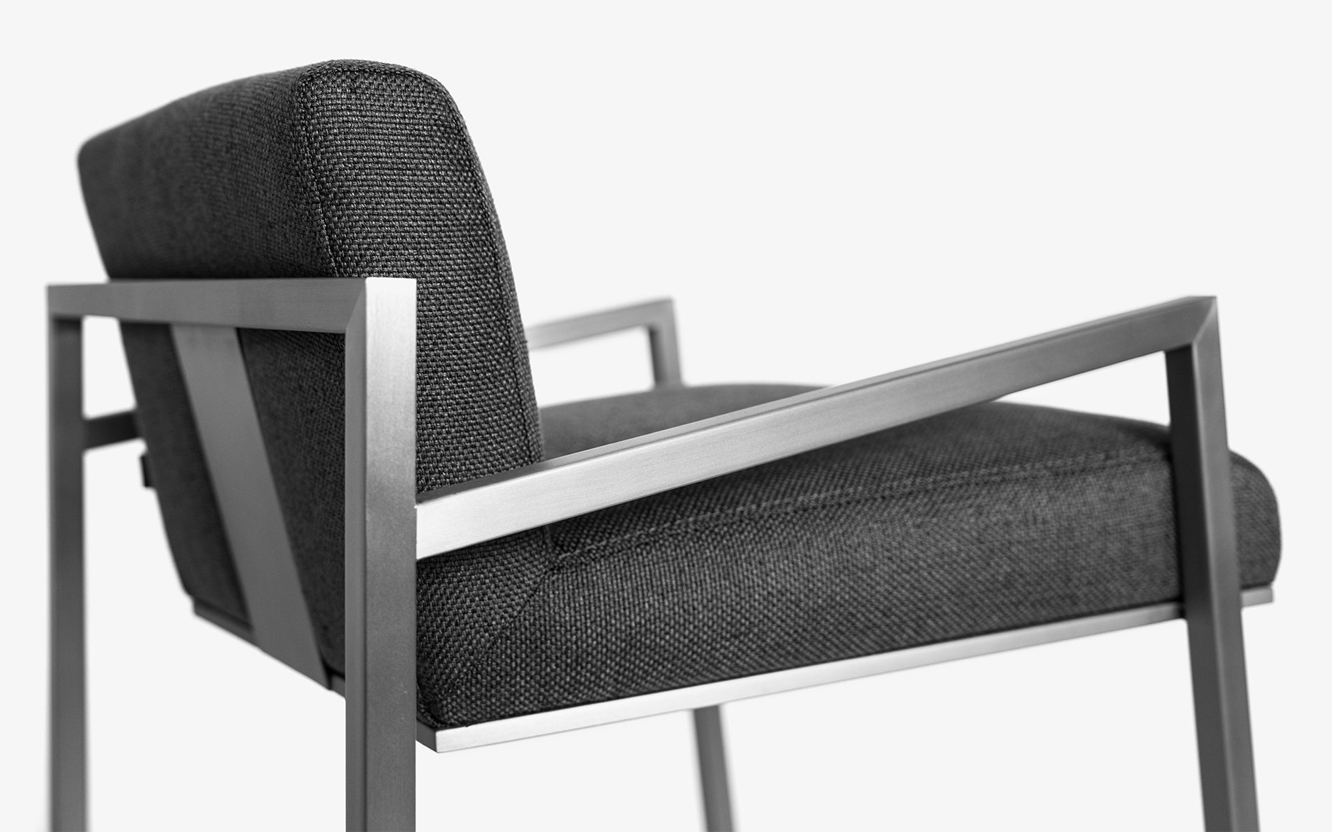 FAMED Bar Stool
