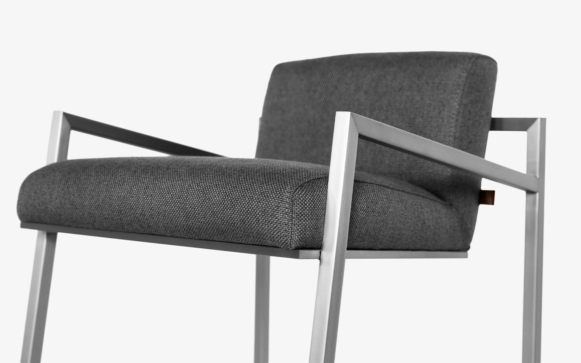 FAMED Bar Stool