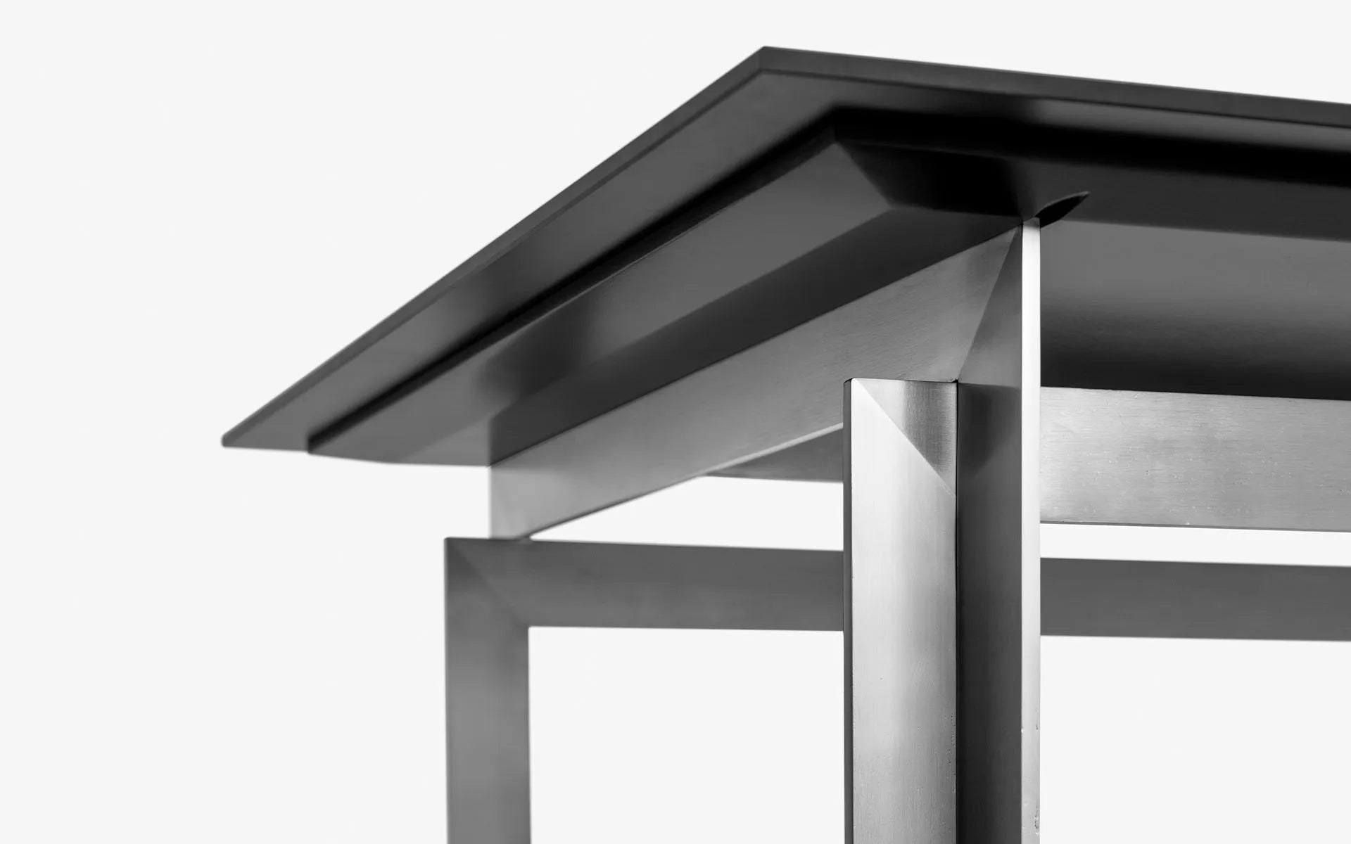 Burēdo Table