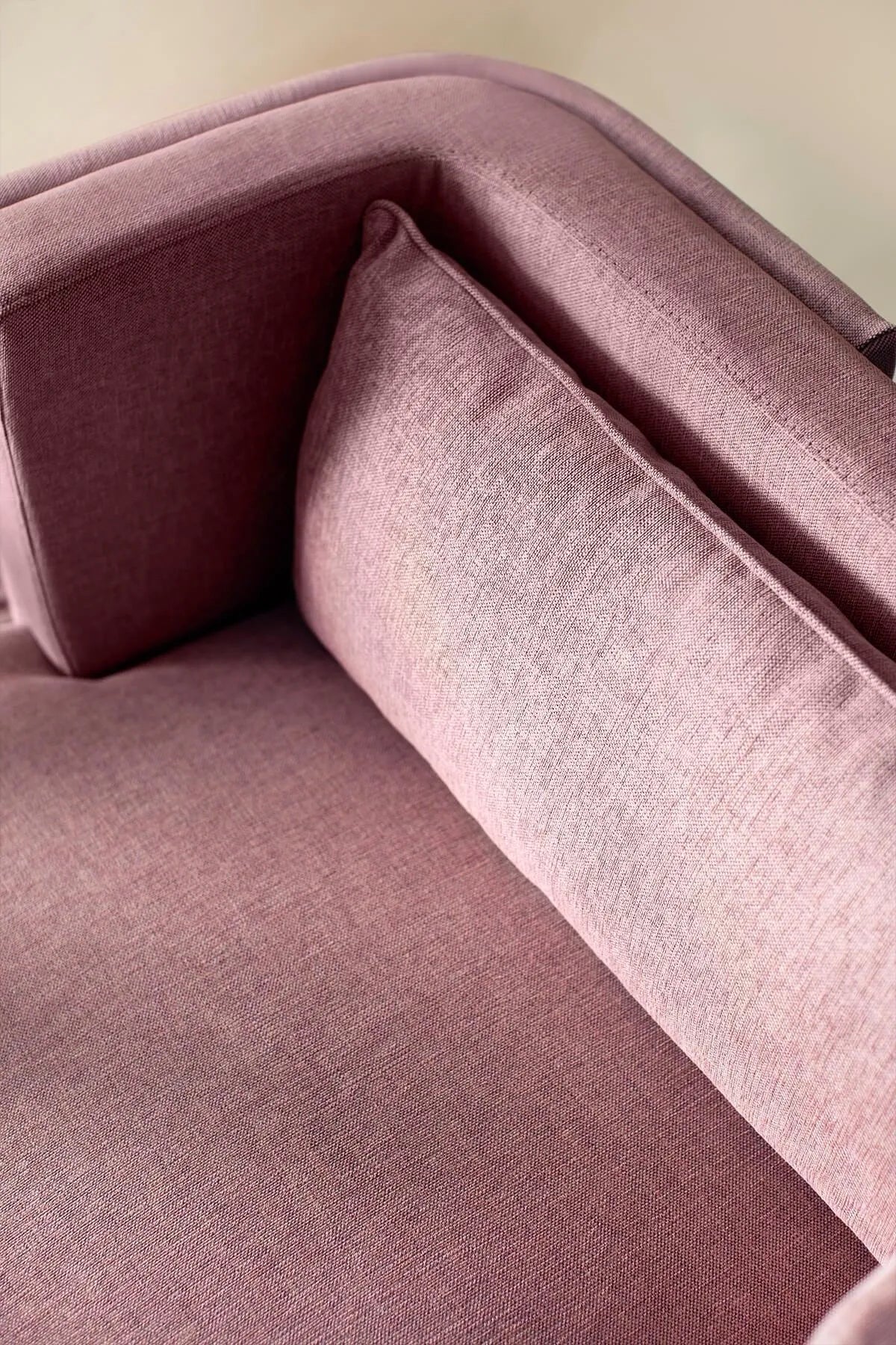 Papillonne Armchair Pink - laguglobal