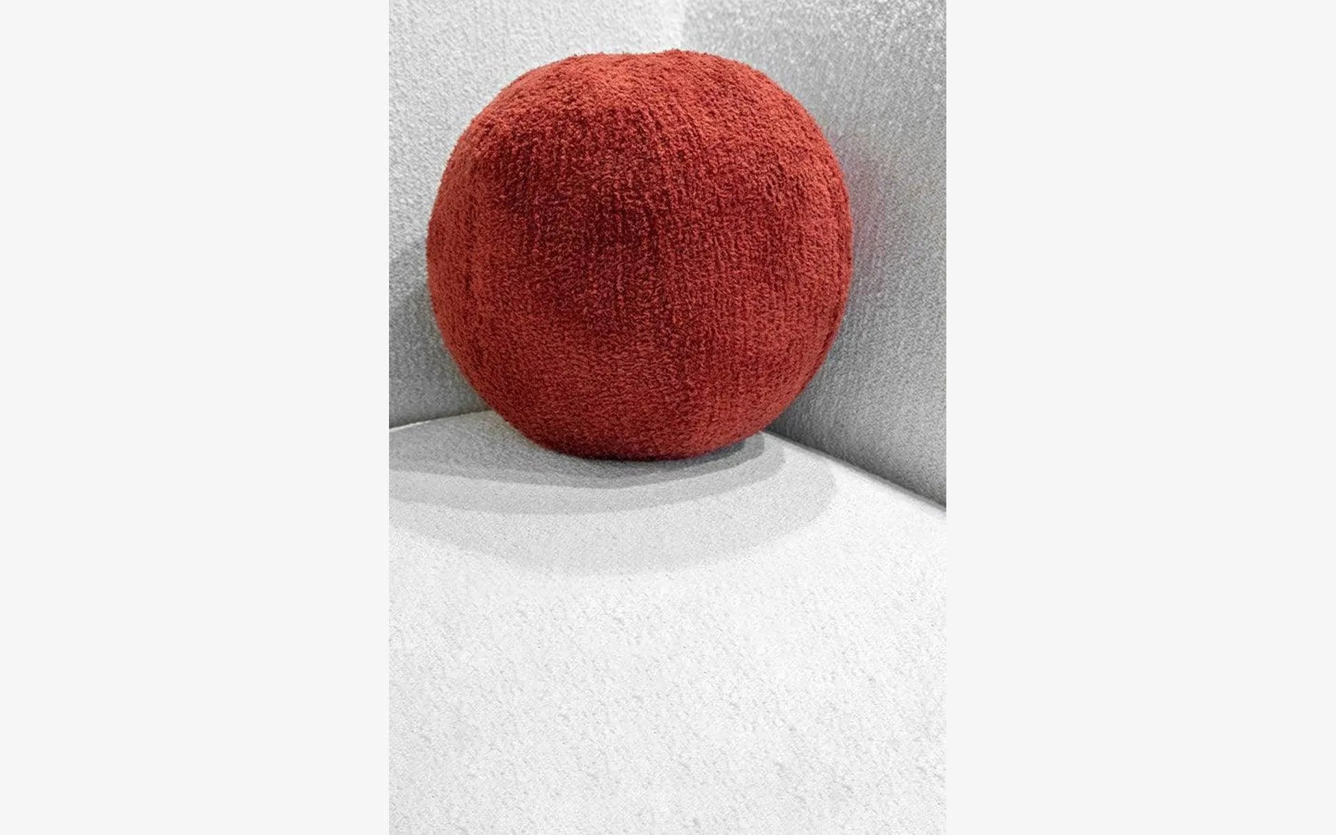 Round Cushion Red - lagu - Cushion
