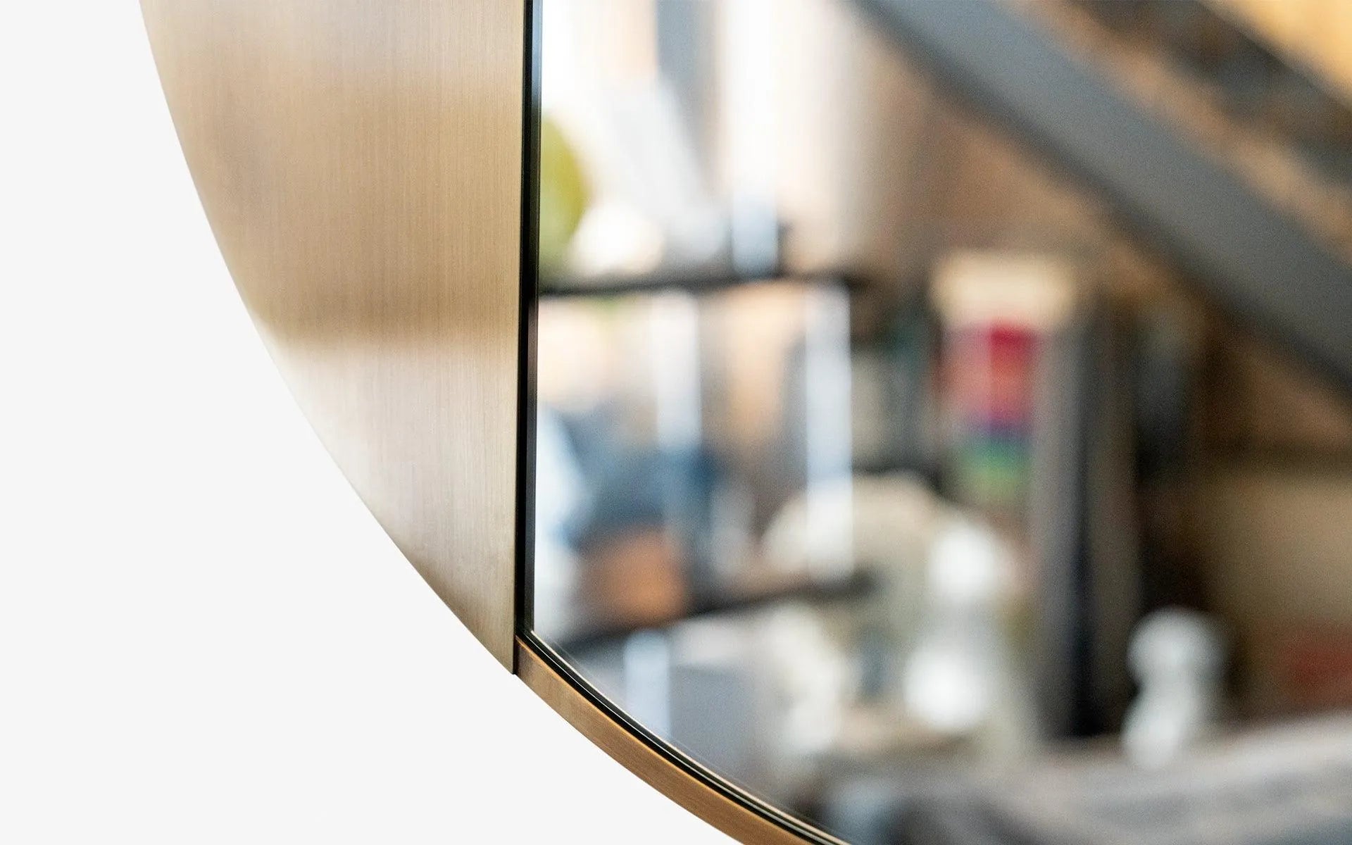 Solida Mirror - laguglobal