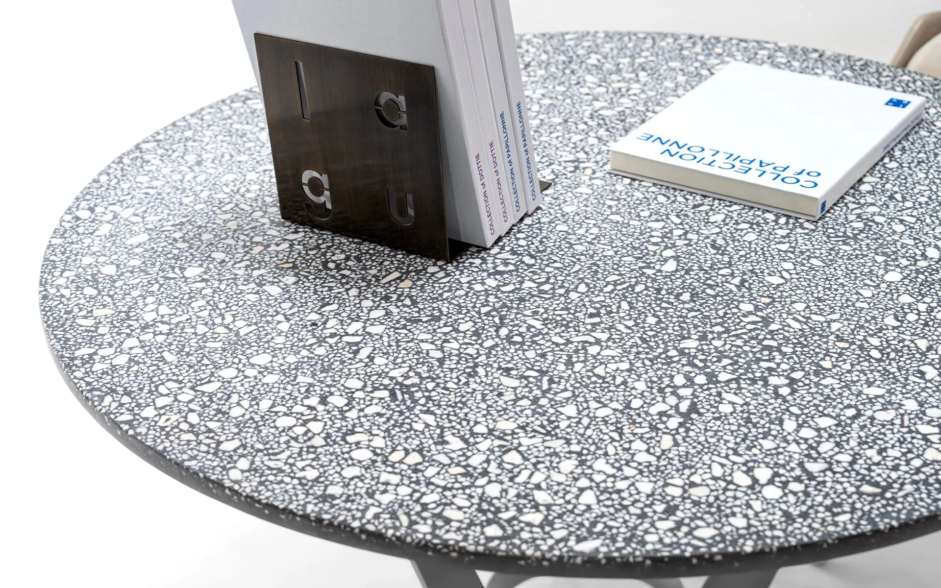 #Table Material_Gray Terazzo